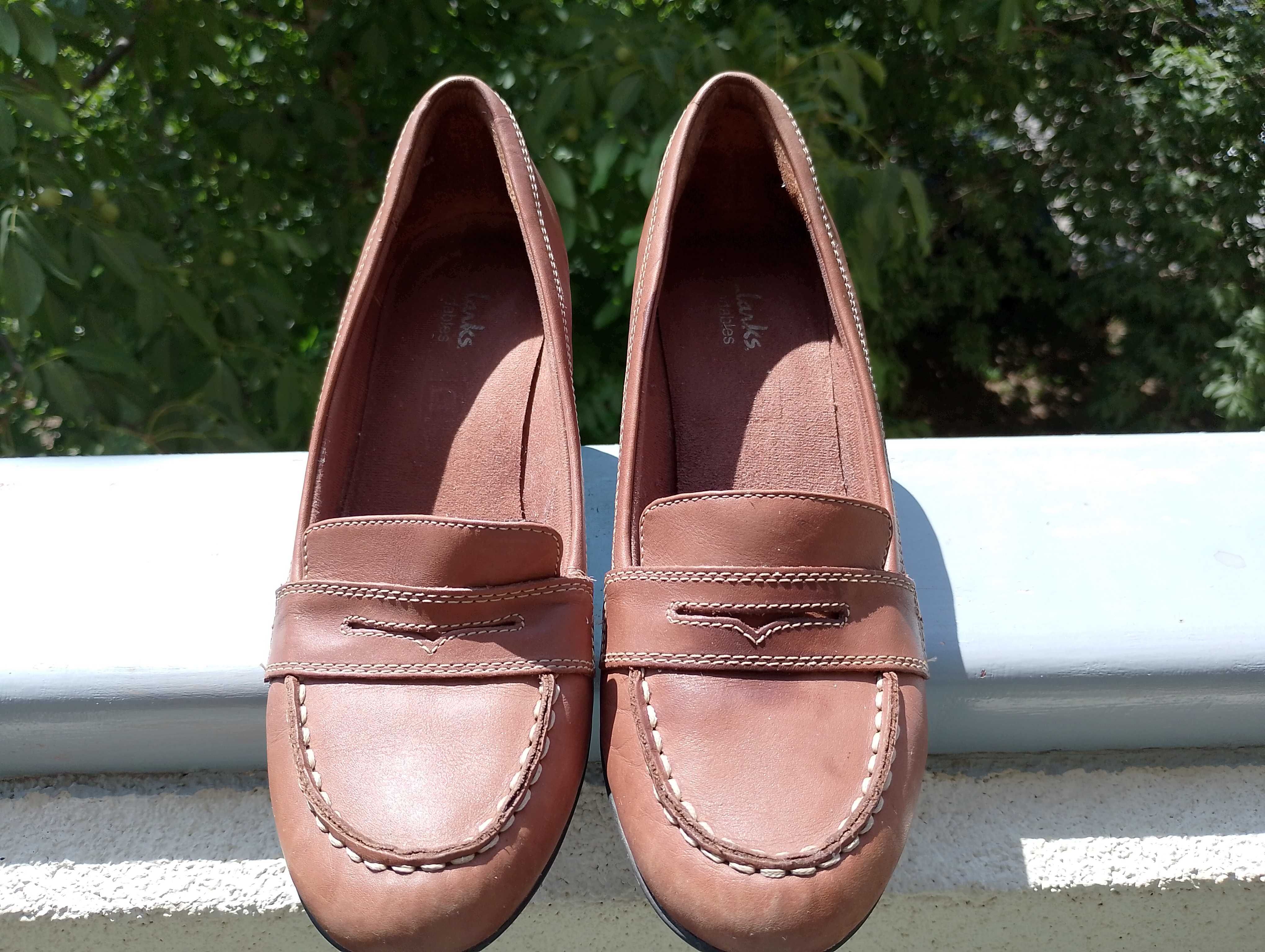 Предлагам обувки на марката Clarks - от естествена кожа, 12 лв