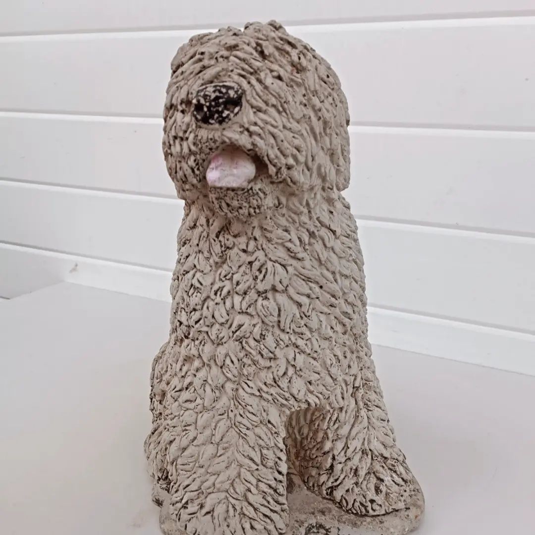 Колекционерска ретро статуя на Куче в реален размер. Плътна и тежи око