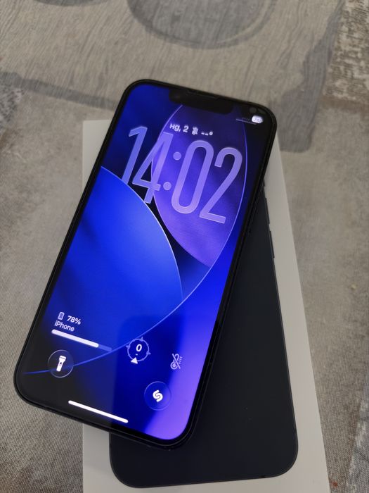 Iphone 13 mini с гаранция