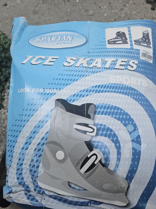 Patine marimea 40