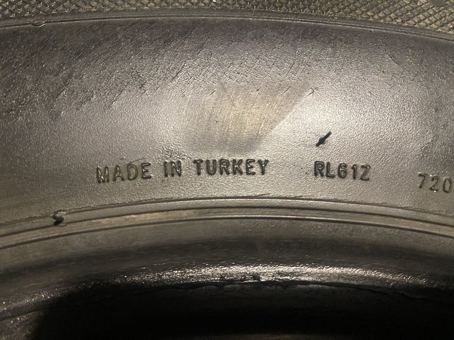 Продам липучки привозные в отличном состояний