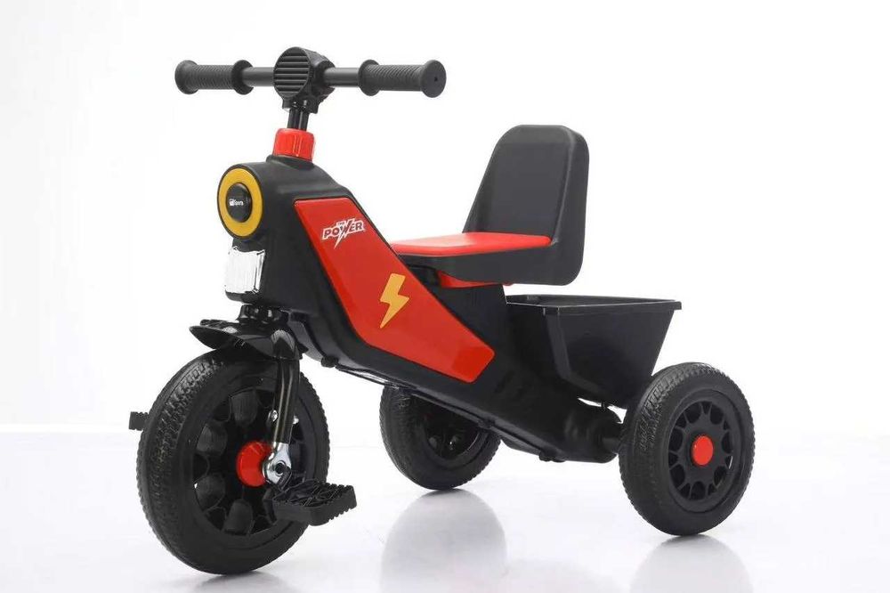 Детские трехколесные велосипеды в ассортименте.