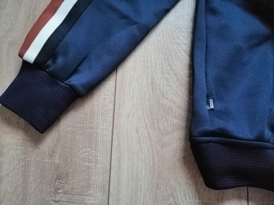 HUGO BOSS мъжки спортен екип в тъмно син цвят  XL