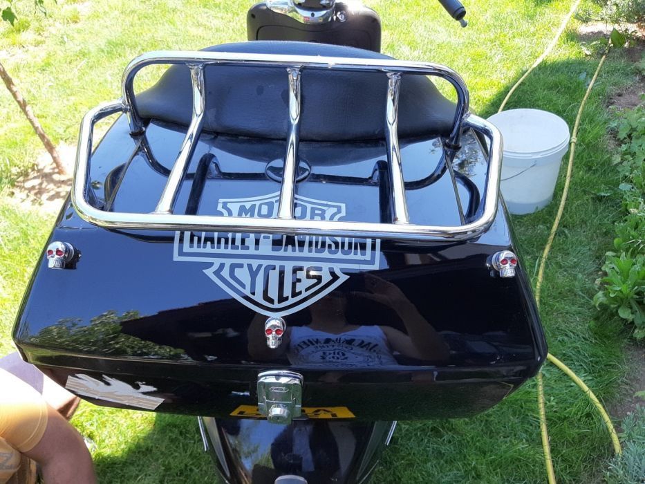 Aprilia hbana castum