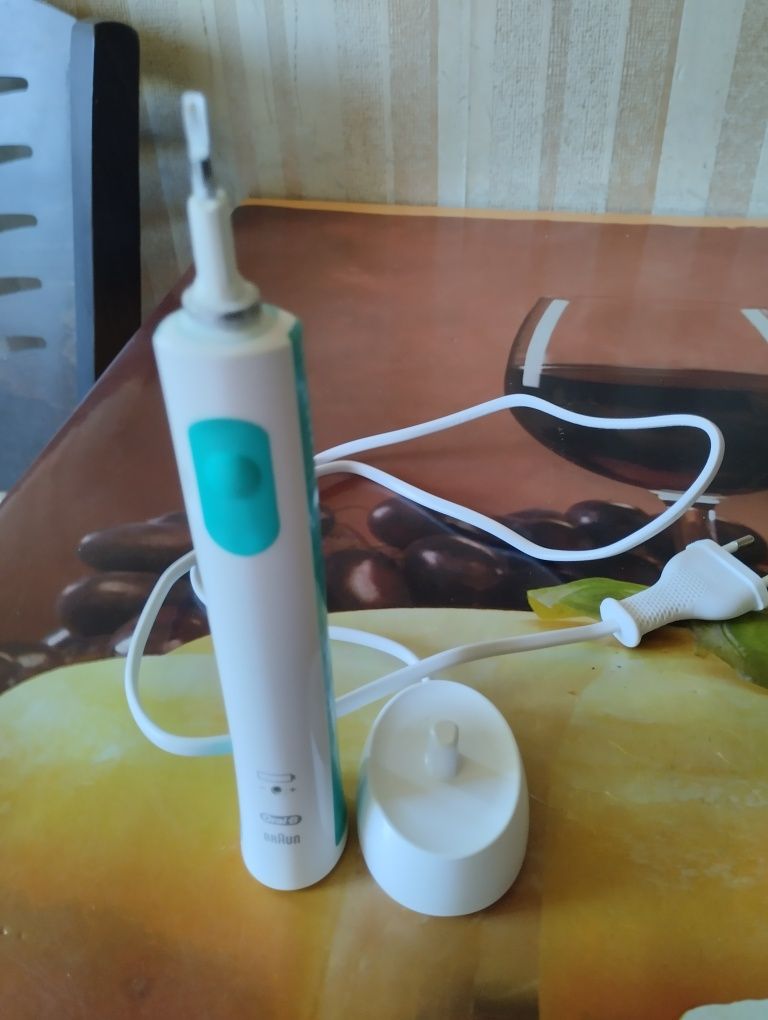 Четки за зъби орал би OralB