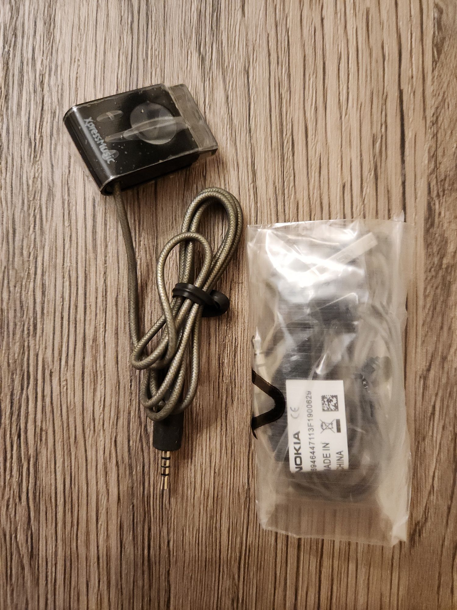 Casti Nokia cu jack 2.5mm (HS-45 si AD-57)