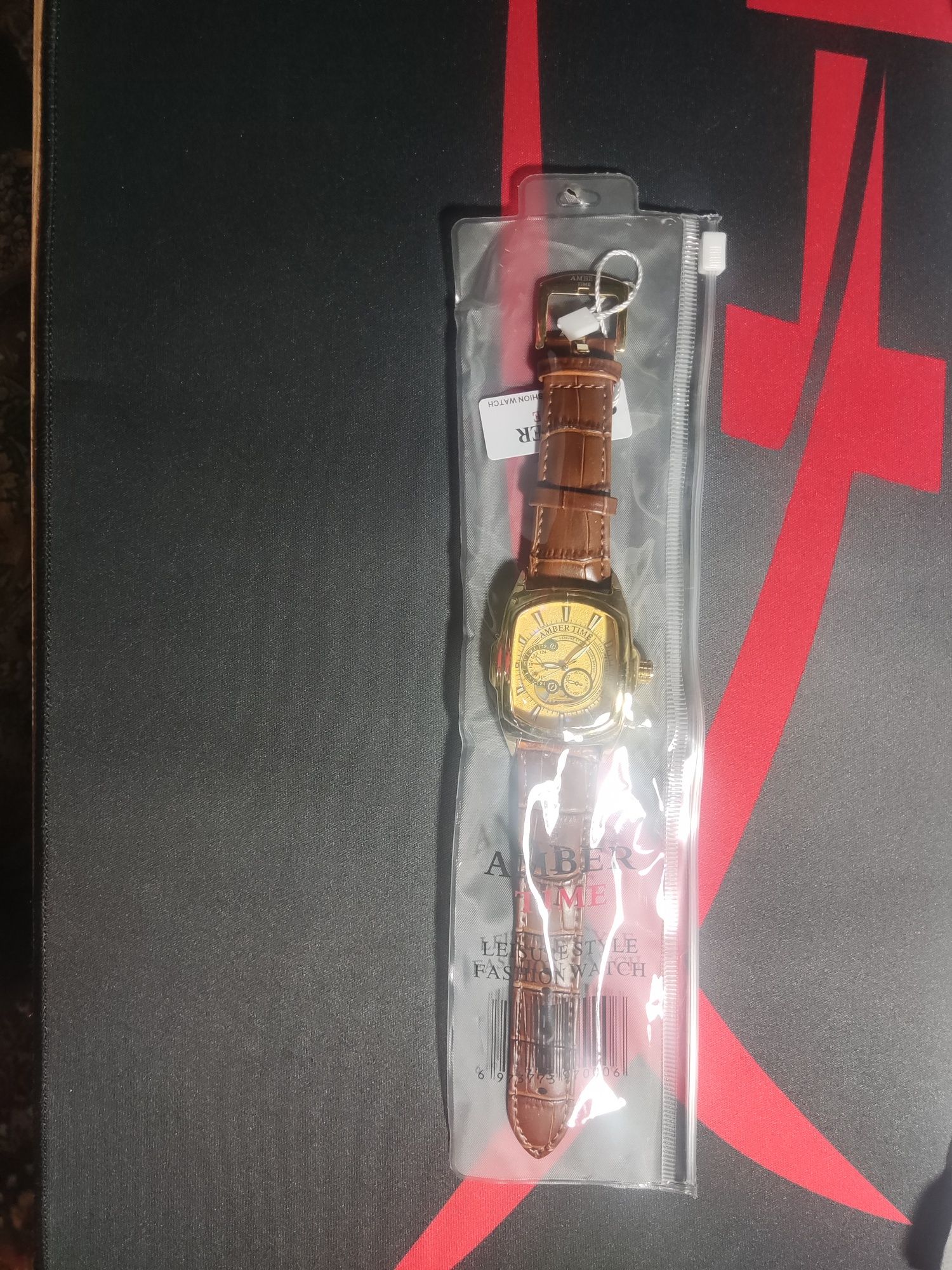 Новые кварцевые часы Amber Time (оригинал, сделаны в Китае)