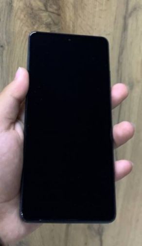 Продам Redmi note 12 pro+ 5g в идеальном состояние память 256/8+8