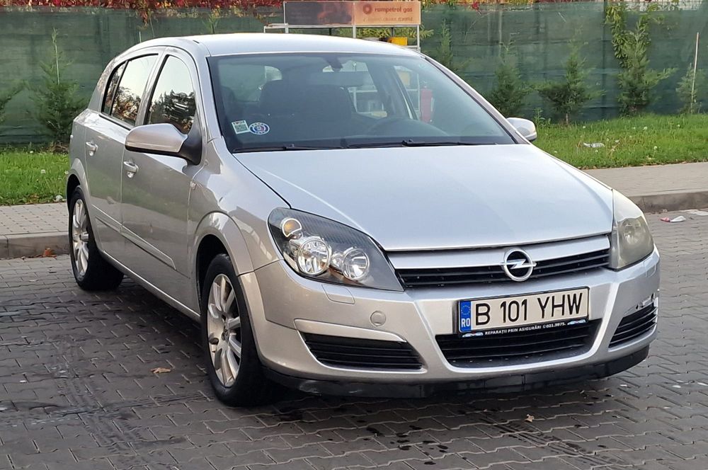 Opel astra H 1.6 Sport Acte la zi