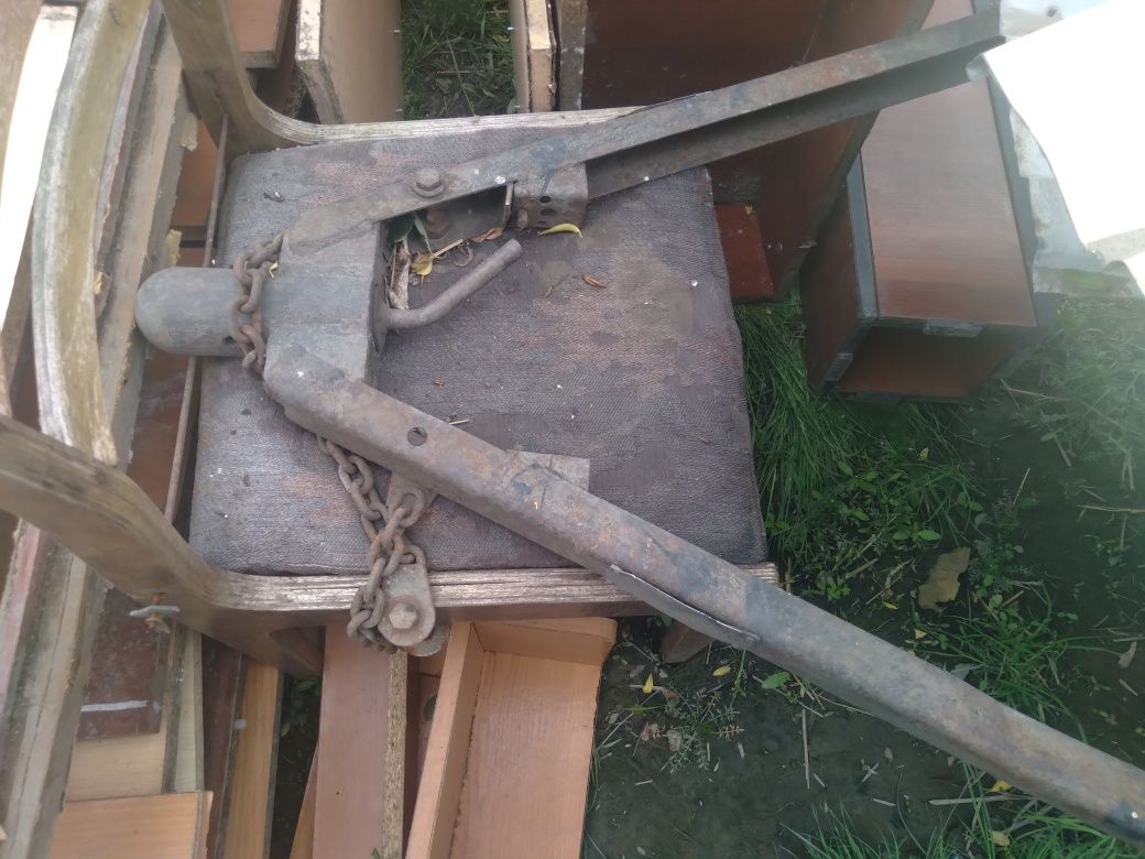 Продам раму прицепа с калёсами.