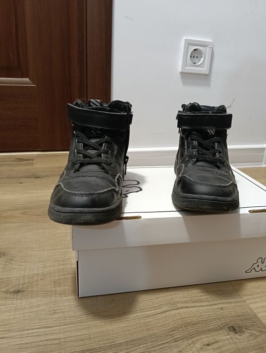 Încălțăminte pentru copii