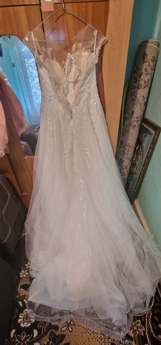 Rochie de Mireasă și Rochiță de miresucă -se vând separat sau împreună