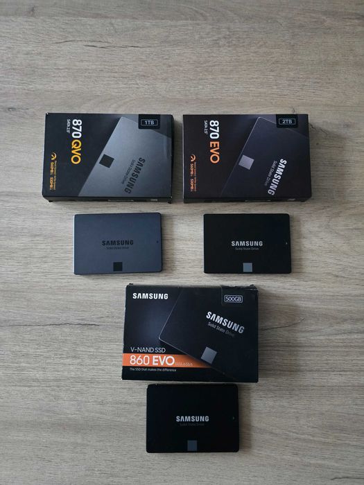 PC 2.5" SATA SSD Samsung QVO EVO