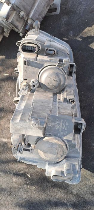 Фарове за Volkswagen Touran II 2015г. 1.6TDI 105к.с