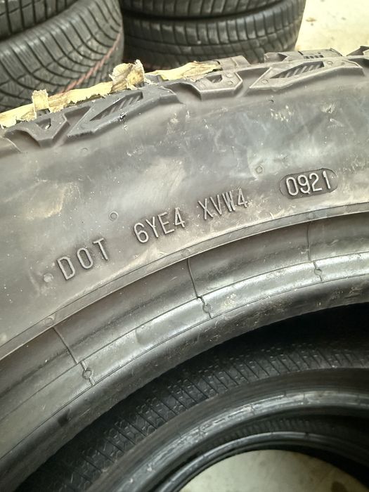 Anvelope de iarna 225/60 R18