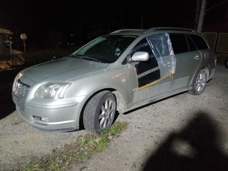 Toyota avensis на части