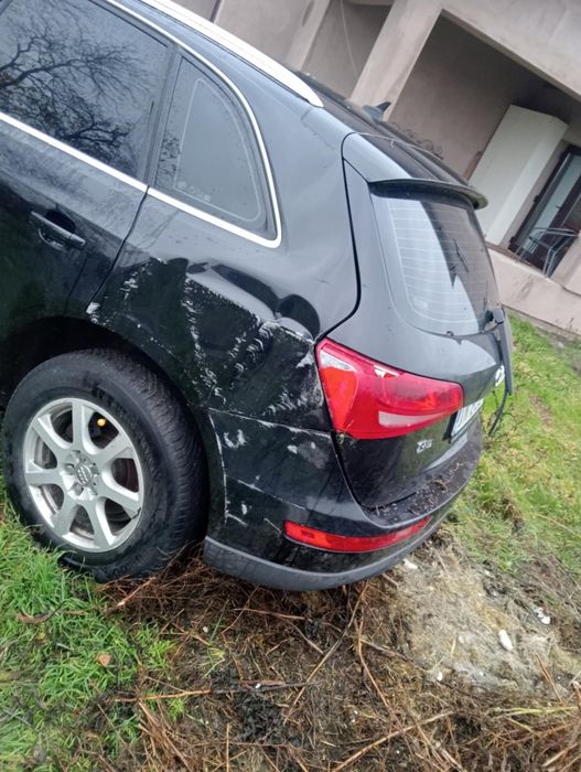 Vând audi Q5 Avariat