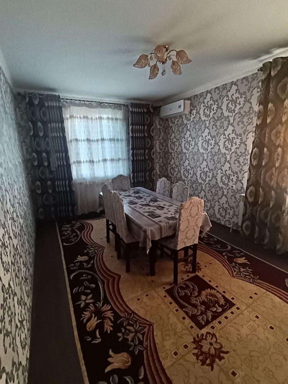 3х комнатная с мебелью и техникой в 7 этажках (роща)