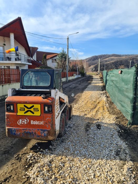 Buldo excavator / utilaje terasamente Brasov - Ghimbav Piatra/nisip..