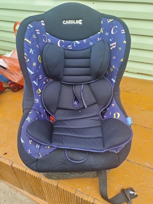 Продам детское автомобильное кресло