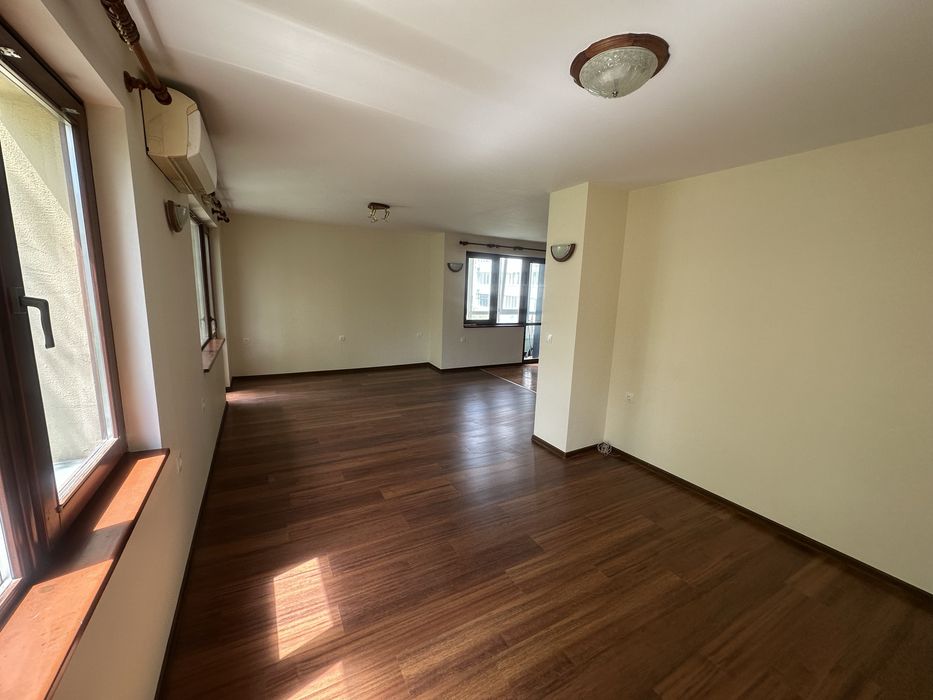 Тристаен апартамент на Генералите от собственик!