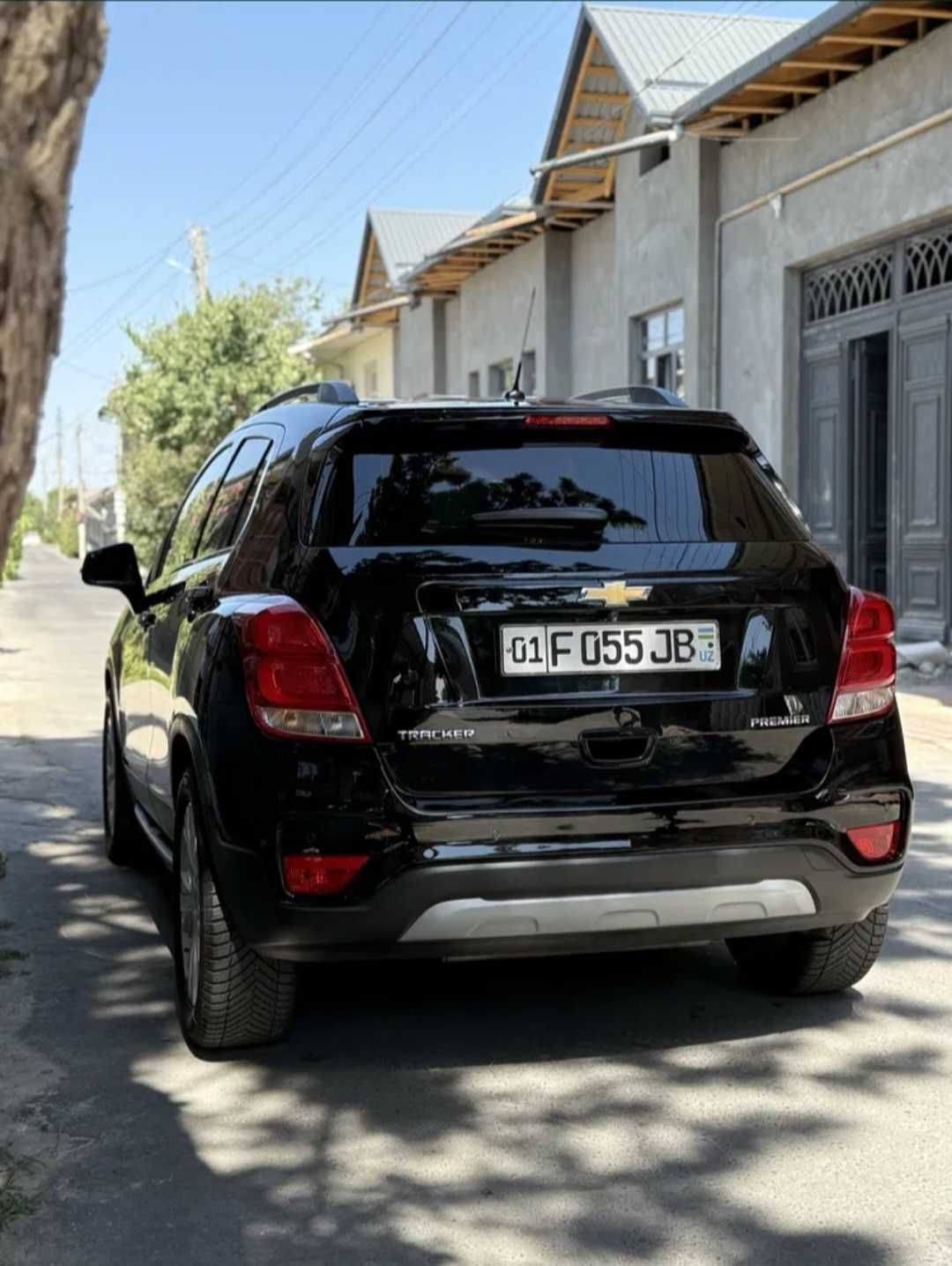 Tracker 1 Avtomat karobka