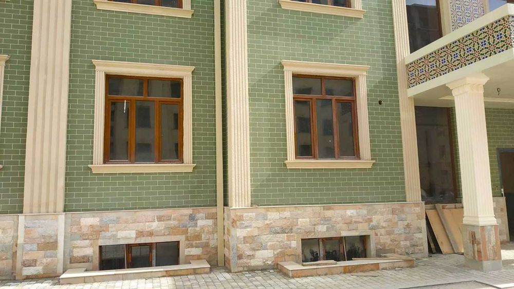 Срочно продаётся трёх комнатная квартира 101м2 ул.Паркент"