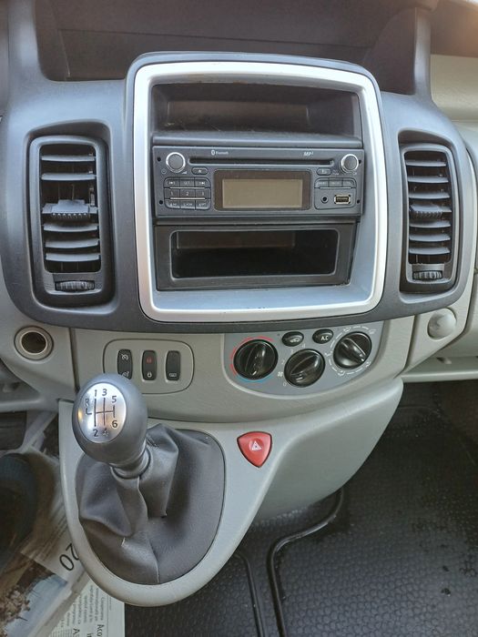 Opel Vivaro LUNG 2014