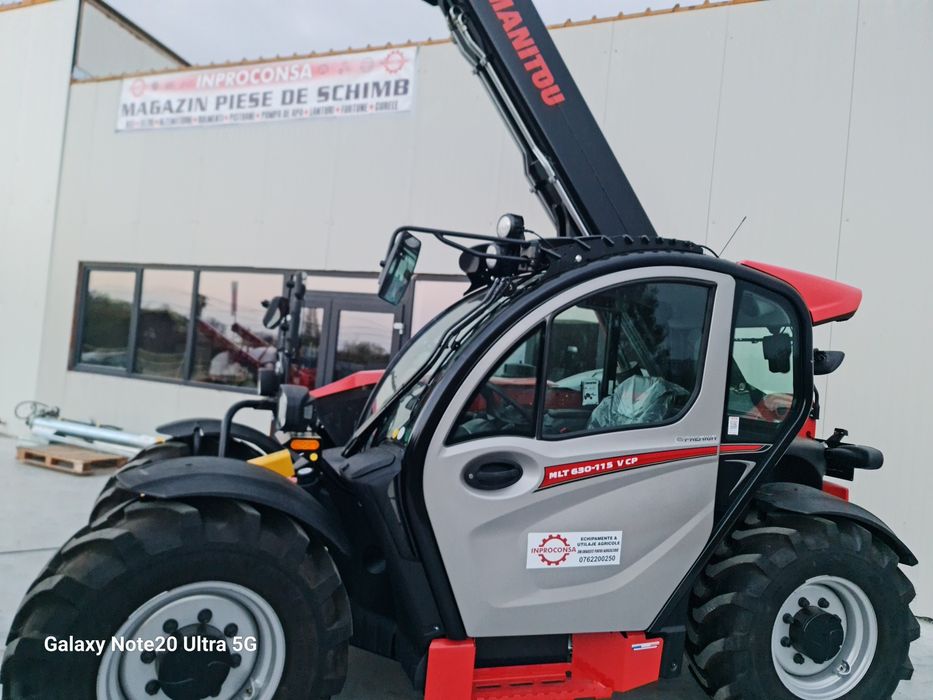 Inchiriez buldoexcavator, inchiriez, miniexcavator, Manitou, incarcato