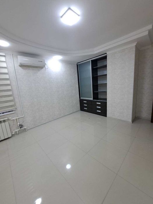 Офис Госпитальный 1-этаж 100 м² ремонт 4 кондиционера 2-линия