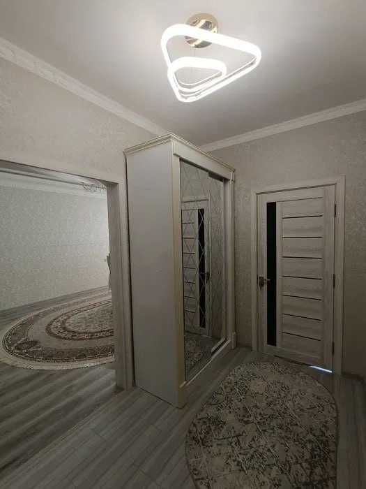 Продается 3-комнатная квартира, Чиланзар, Афруз, кирпичный дом, 84 м²