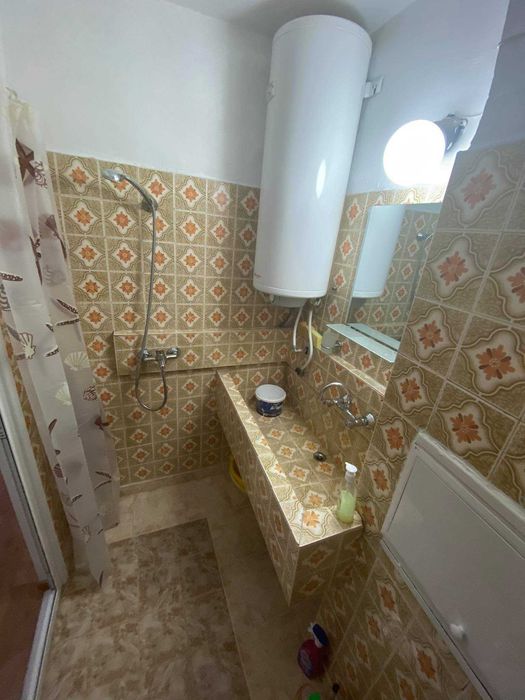 Дава се под наем Двустаен апартамент в Бургас, Славейков - 45 кв.м за 165 € - Снимка #6