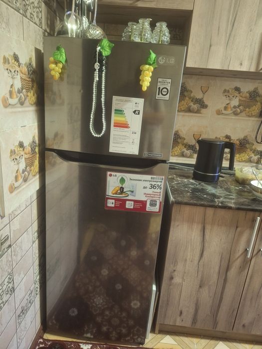 Музлатгич сотилади почти янги  маркаси LG LG  колган маьлумотлпр телда