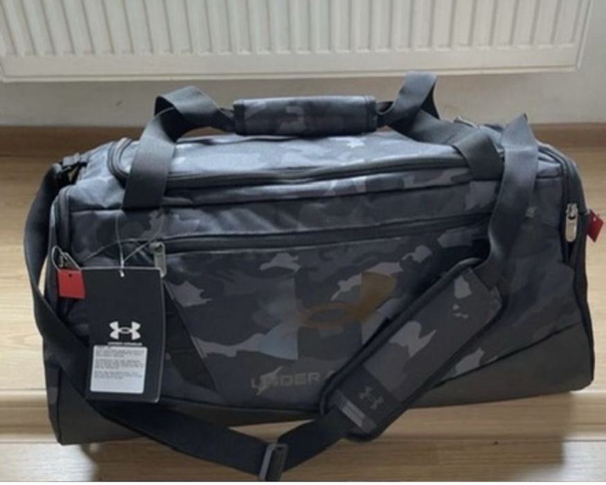 Geanta sport Under Armour pt voiaj/transport/sala camo/camuflaj