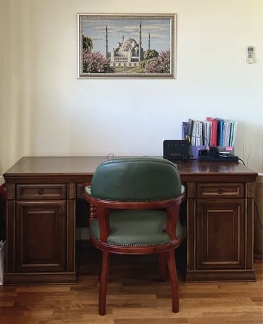 Стол письменный в кабинет