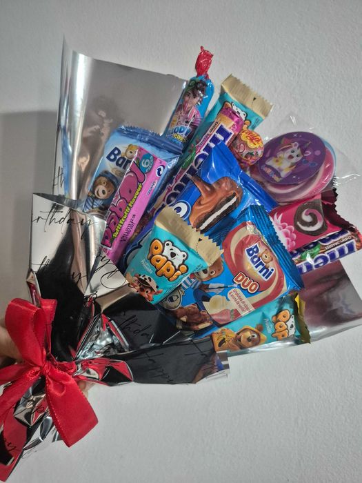 Cadouri la comanda. Buchete si compozitii dulci