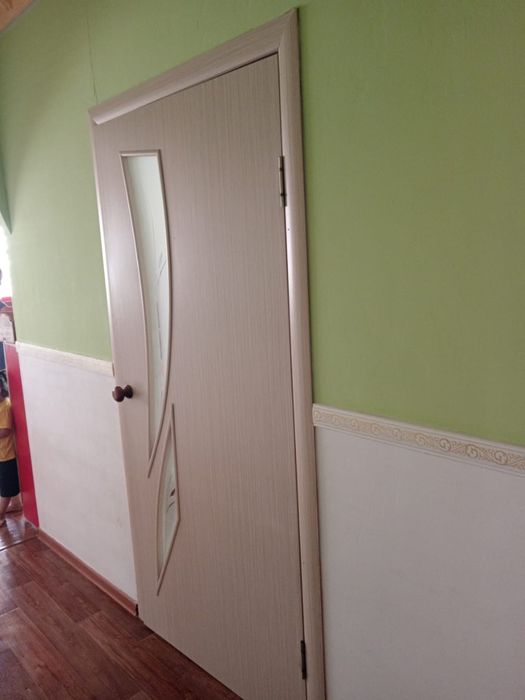 Бу есіктер сатылады,бағасын келісіп беріп жіберемін