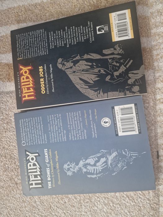 Hellboy новели на английски език