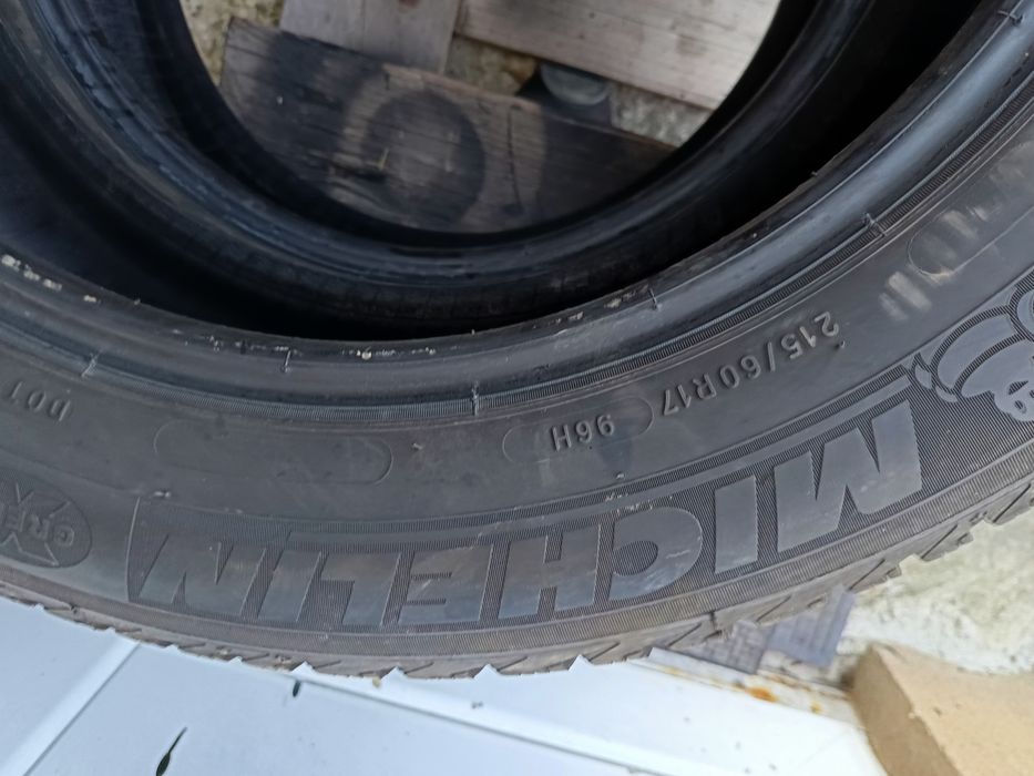 215 60R 17 MICHELIN Дот3317