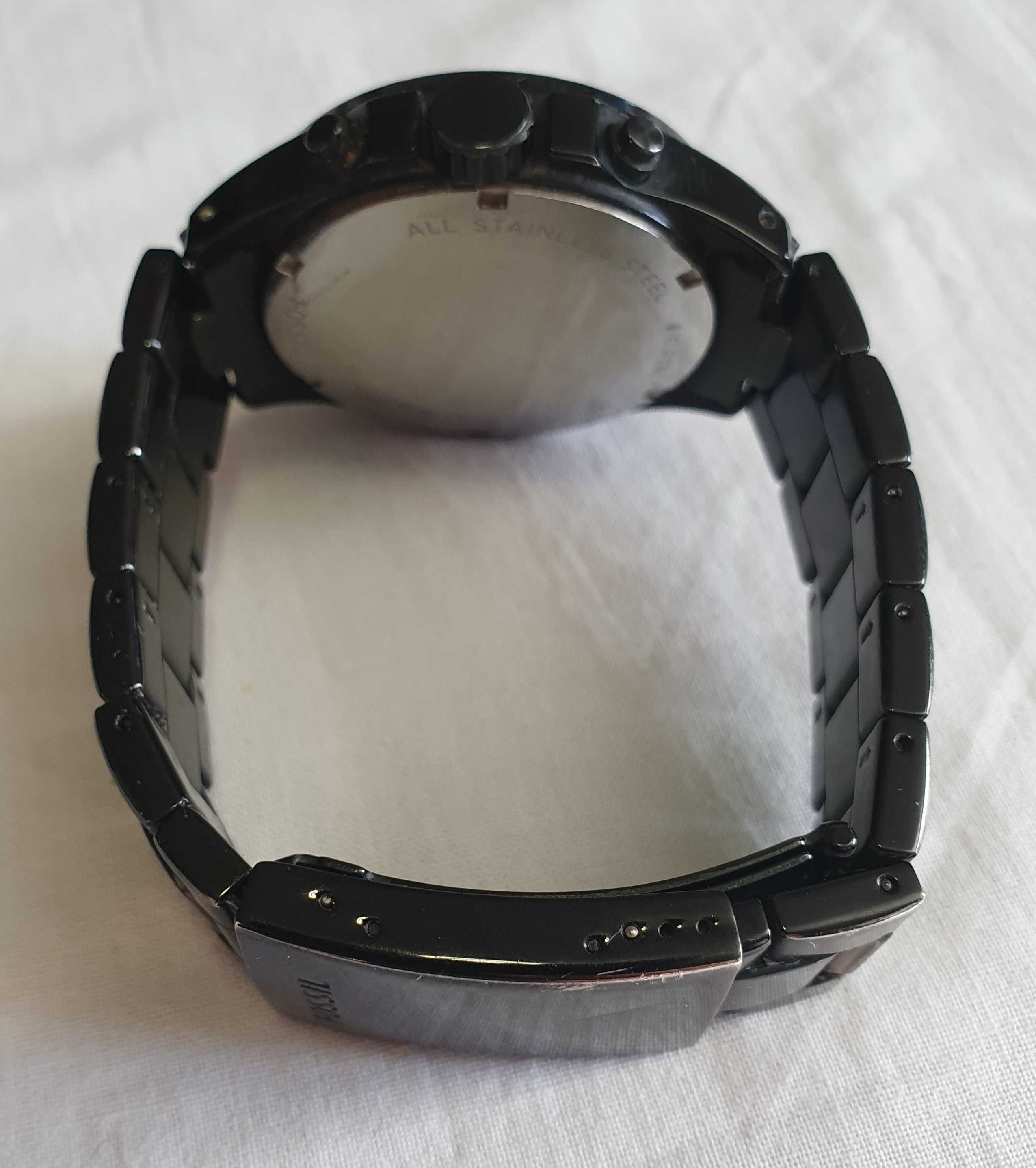 Комплект часовници : Lorus VX42, Fossil CH2601