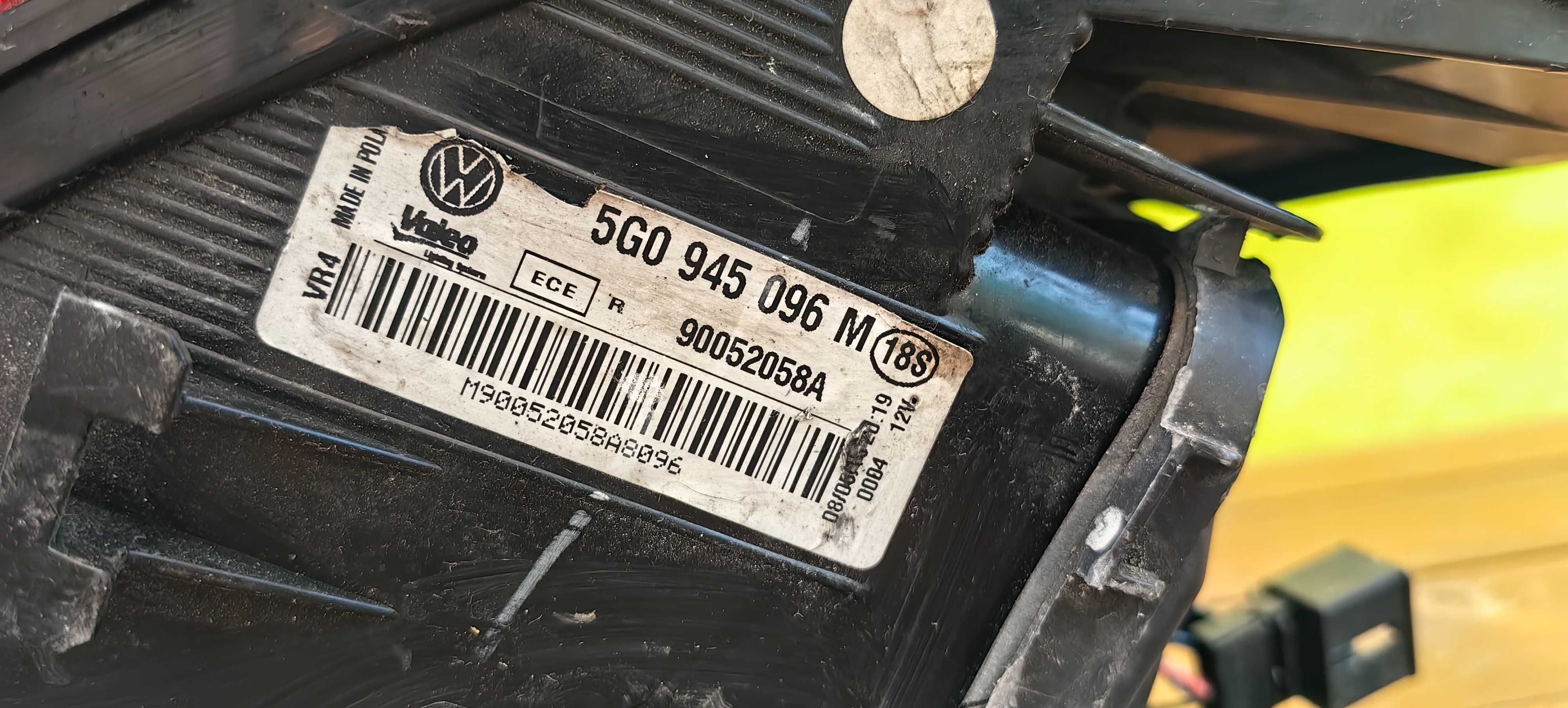 Десен стоп за VW Golf 7 / ВФ Голф 7