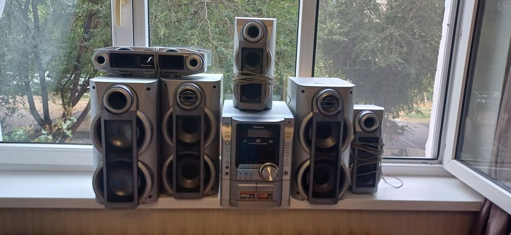 Продам домашний кинотеатр Panasonic.