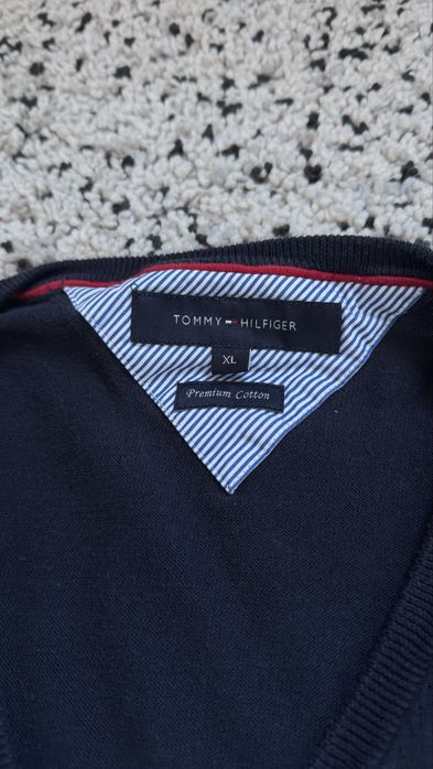 Мъжки пуловер Tommy Hilfiger размер М и XL