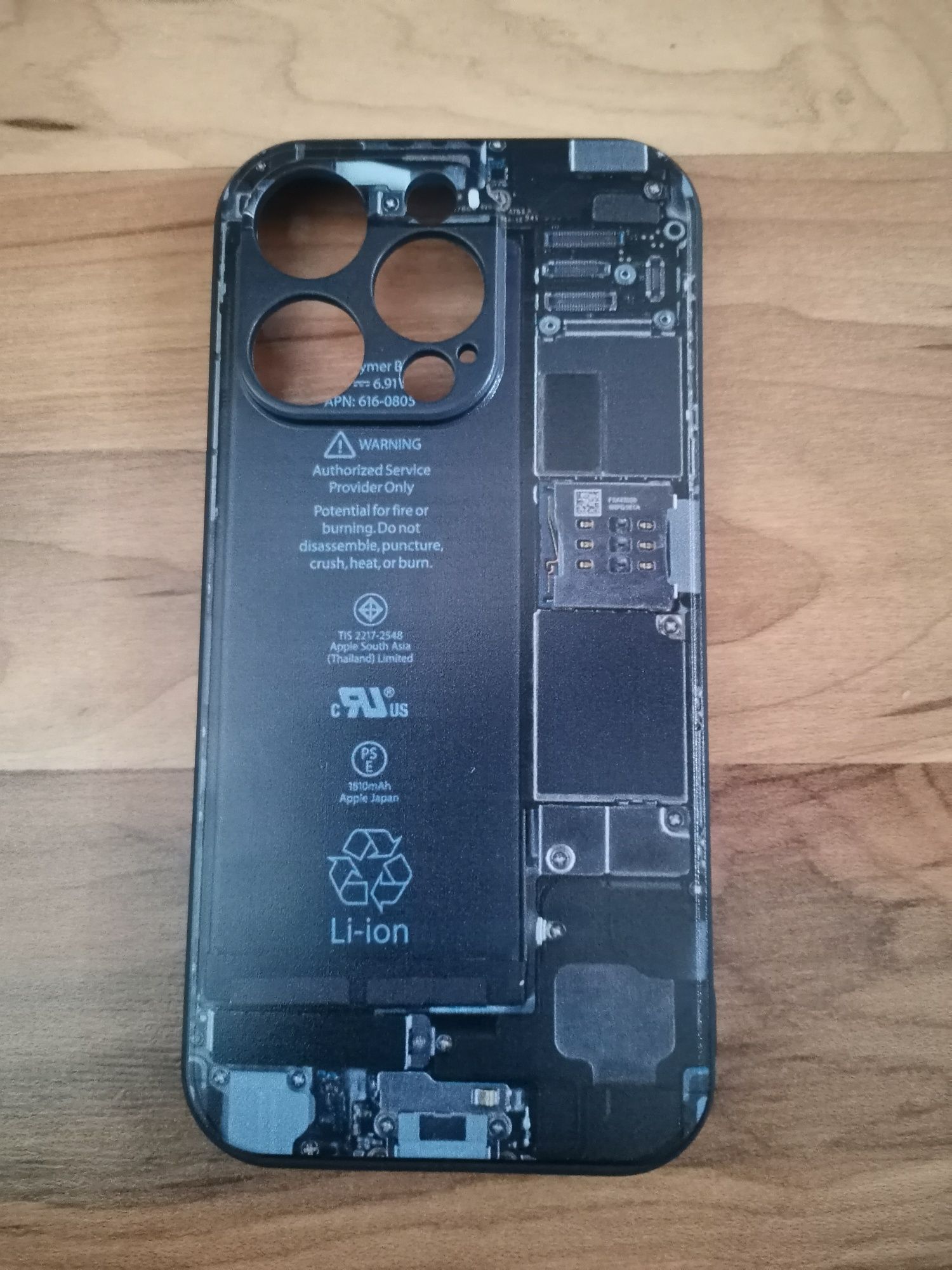 Продавам калъфи case за iphone 14pro