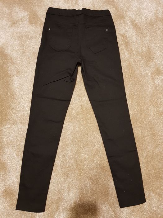 Pantaloni C&A, masura 36, noi