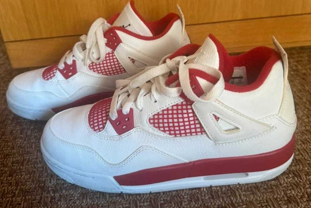 JORDAN 4 Retro Alternate 89