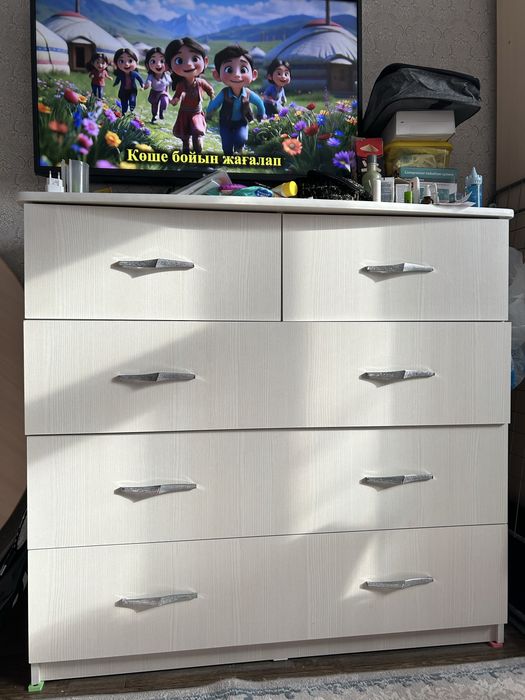 Продам тумбо , состаяние отличное