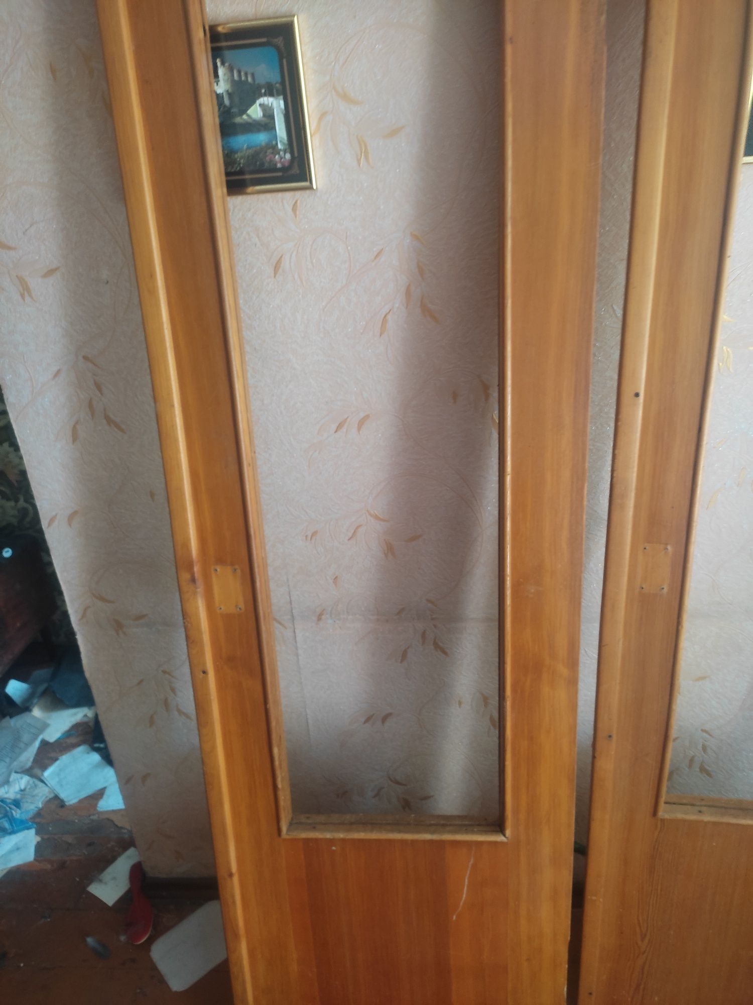 Продам двери деревянные