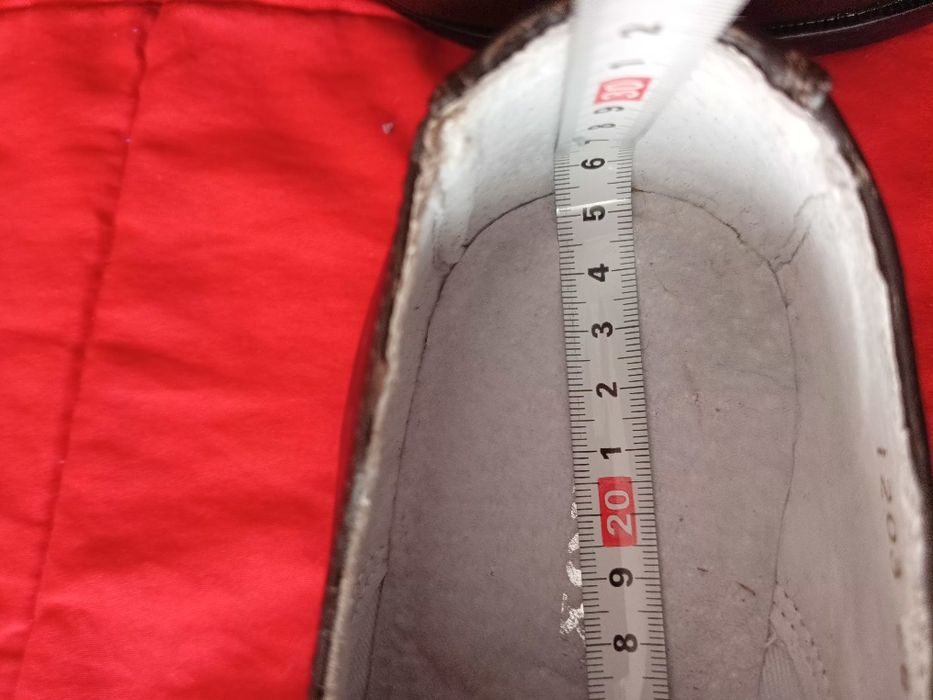 Pantofi de piele mărimea 40