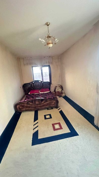 Арзон нархда 1 хонали квартира 3 каватда сотилади 5 микрн Шайх